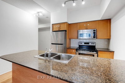 388 Prince Of Wales Drive • #3003 • Mississauga, ON photo 8