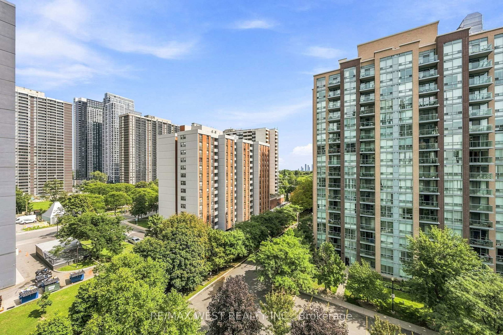15 Michael Power Place • #809 • Toronto, ON photo 42