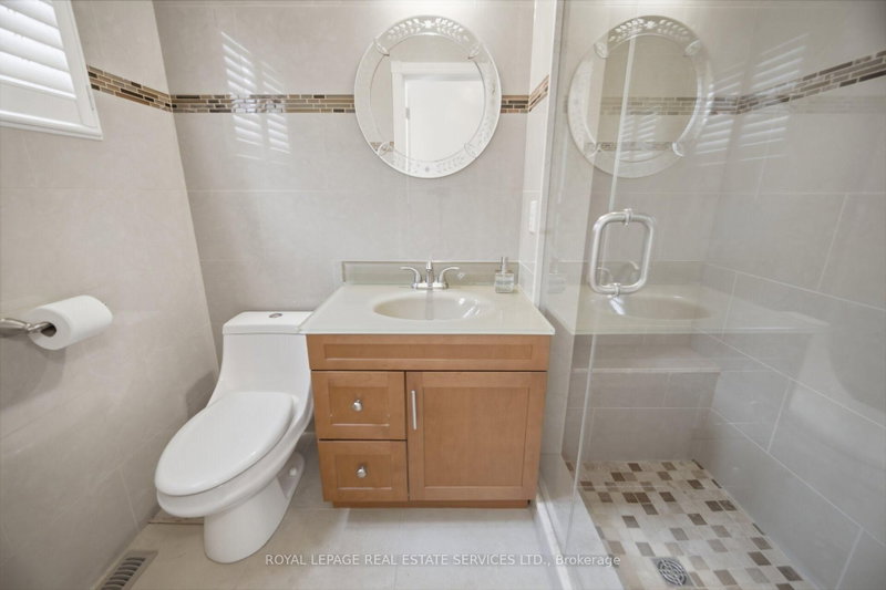 4107 Wilcox Mississauga,ON L4Z 1B8 — Photo 35