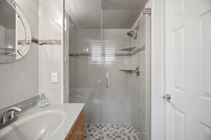 4107 Wilcox Mississauga,ON L4Z 1B8 — Photo 36