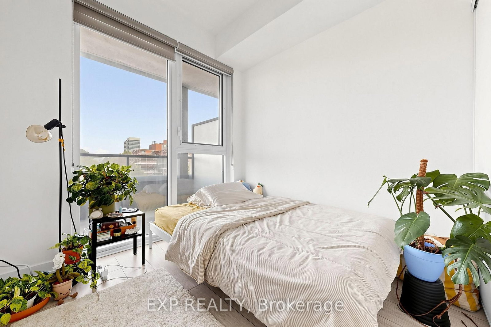 270 dufferin Street • #318 • Toronto, ON photo 12