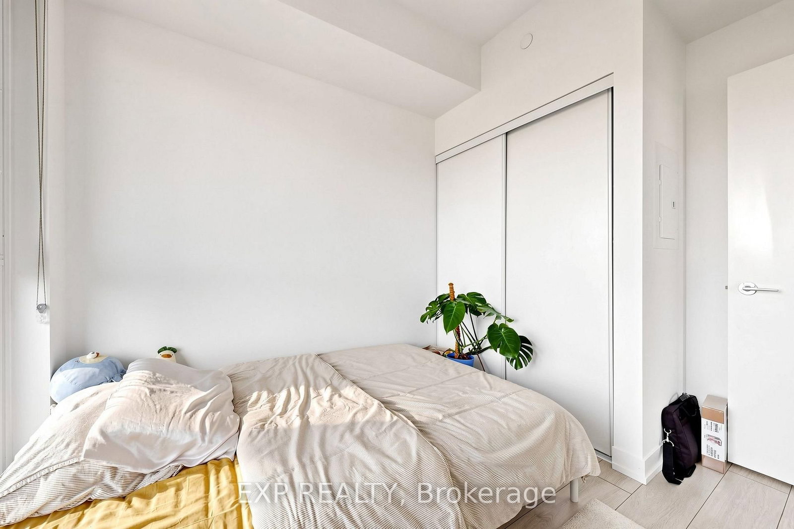 270 dufferin Street • #318 • Toronto, ON photo 13