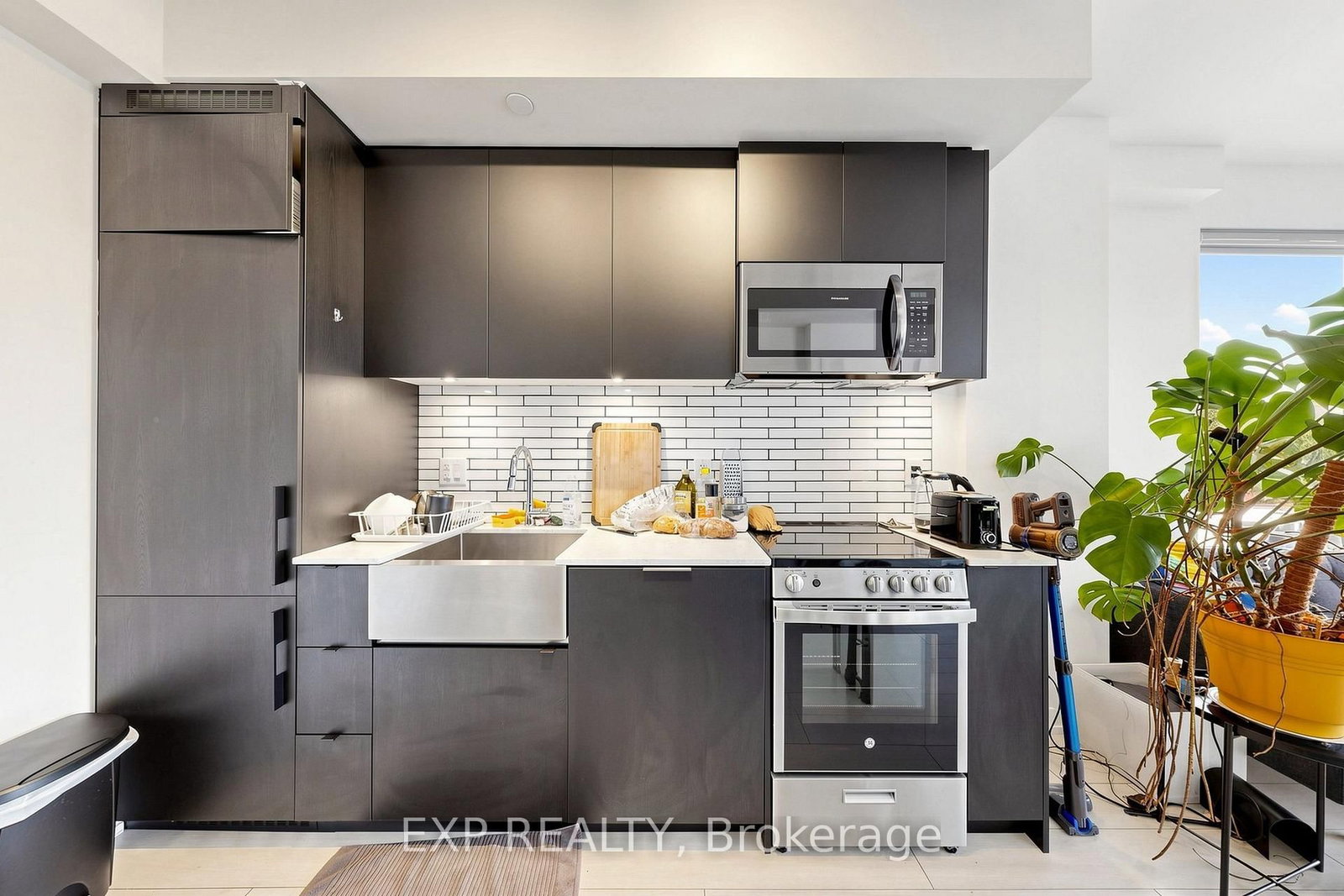 270 dufferin Street • #318 • Toronto, ON photo 5