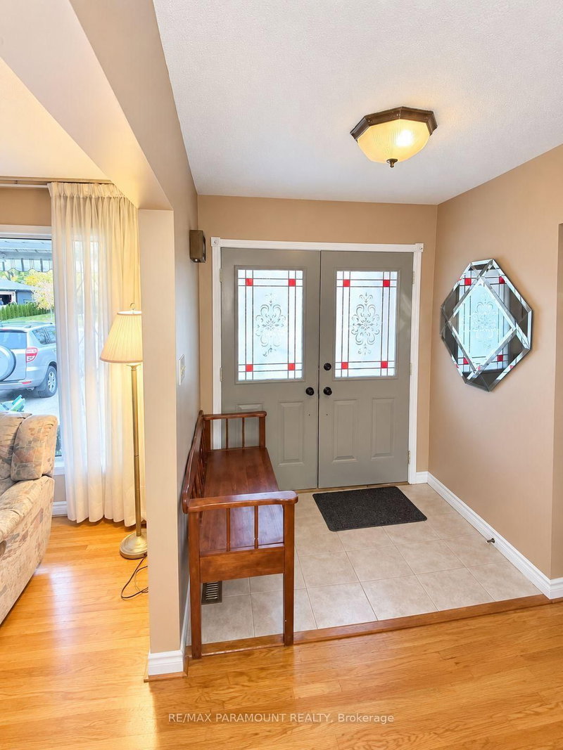 42 Bromley Crescent