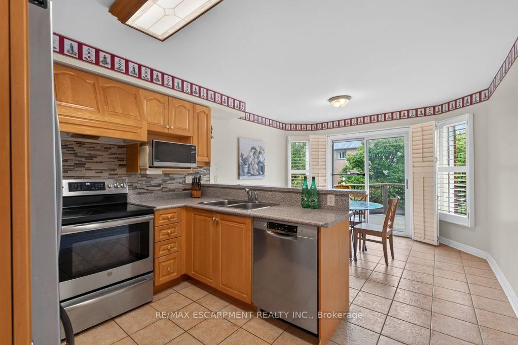 1141 Lockhart Road • Burlington, ON photo 11