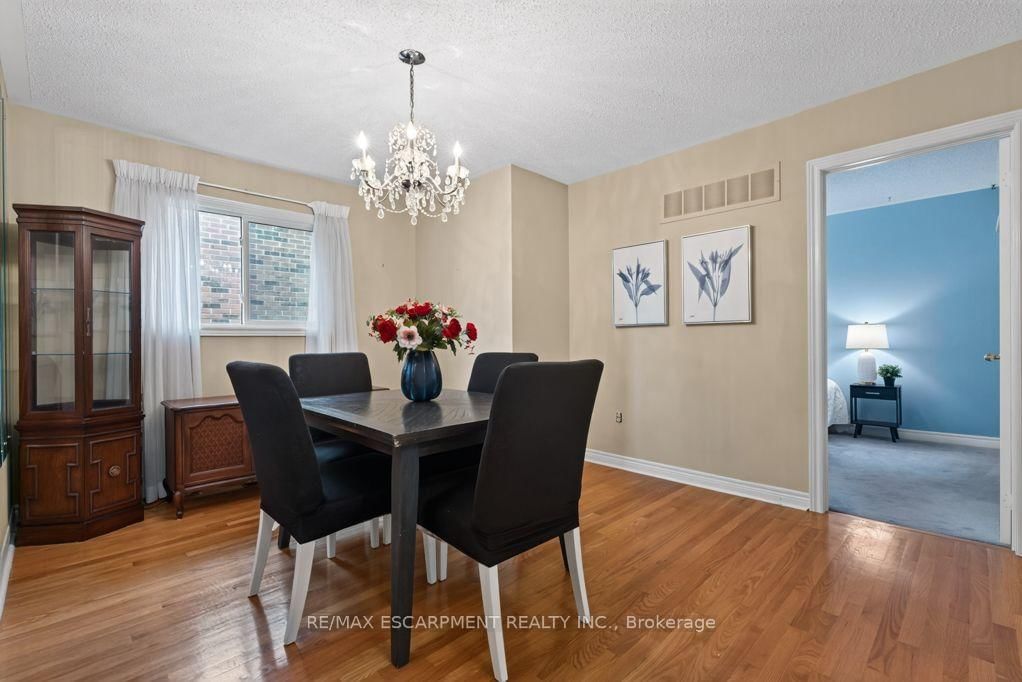 1141 Lockhart Road • Burlington, ON photo 15