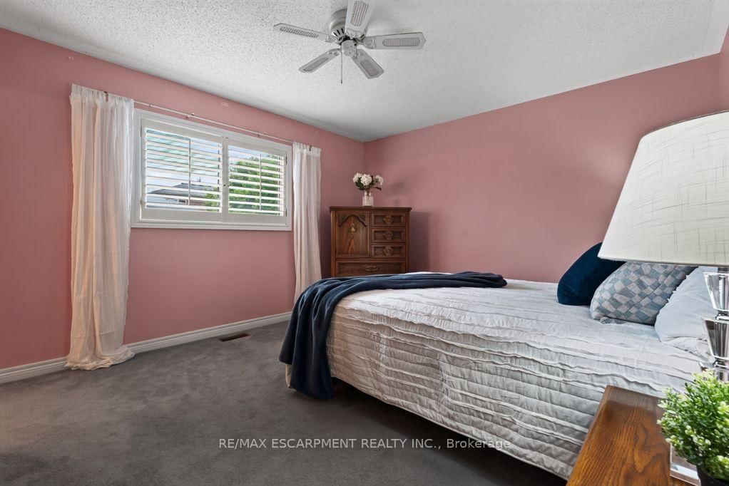 1141 Lockhart Road • Burlington, ON photo 21