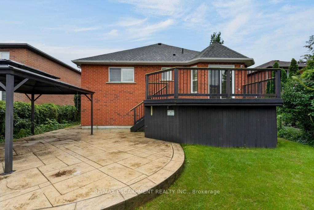 1141 Lockhart Road • Burlington, ON photo 41