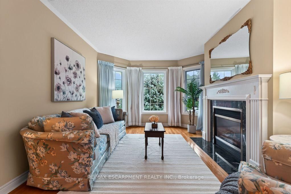 1141 Lockhart Road • Burlington, ON photo 8