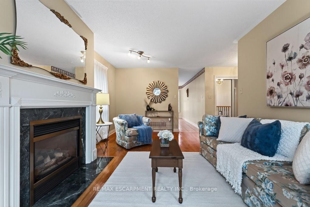 1141 Lockhart Road • Burlington, ON photo 9