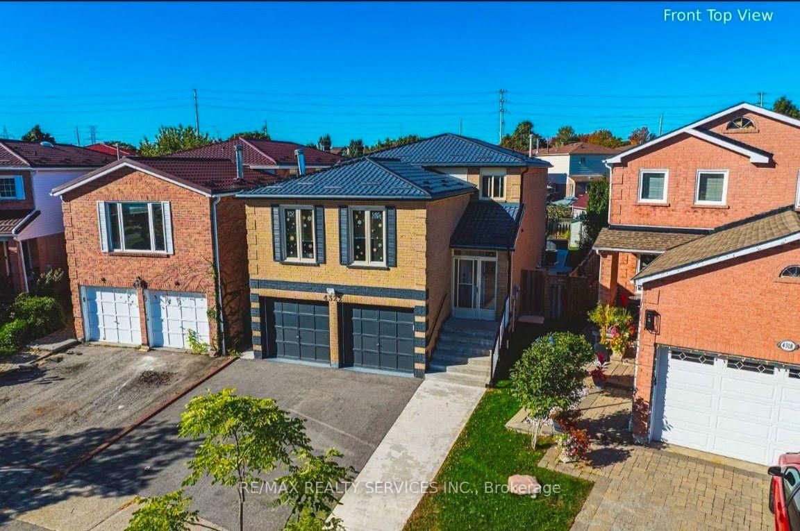 4322 Waterford Crescent • Mississauga, ON photo 1