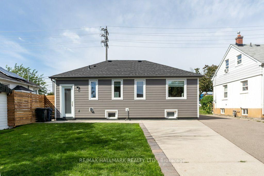 485 Evans Avenue • Toronto, ON photo 4
