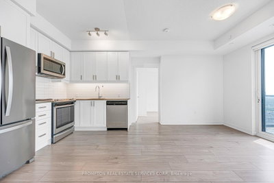 8 Nahani Way • #3320 • Mississauga, ON photo 5