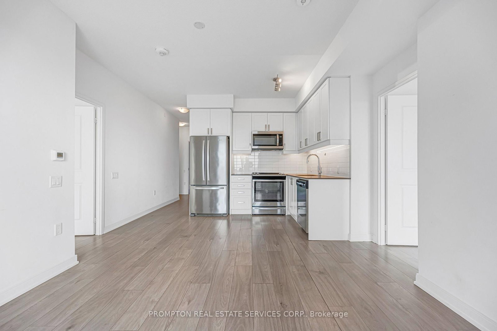 8 Nahani Way • #3320 • Mississauga, ON photo 8