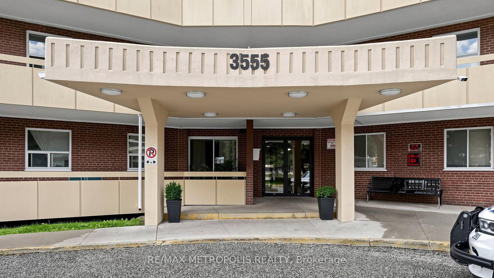 3555 Derry Road E • #1006 • Mississauga, ON photo 4