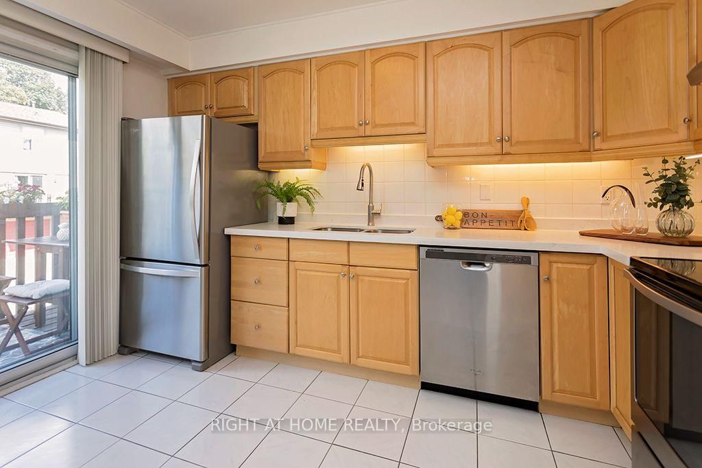 6100 Montevideo Road • #51 • Mississauga, ON photo 13