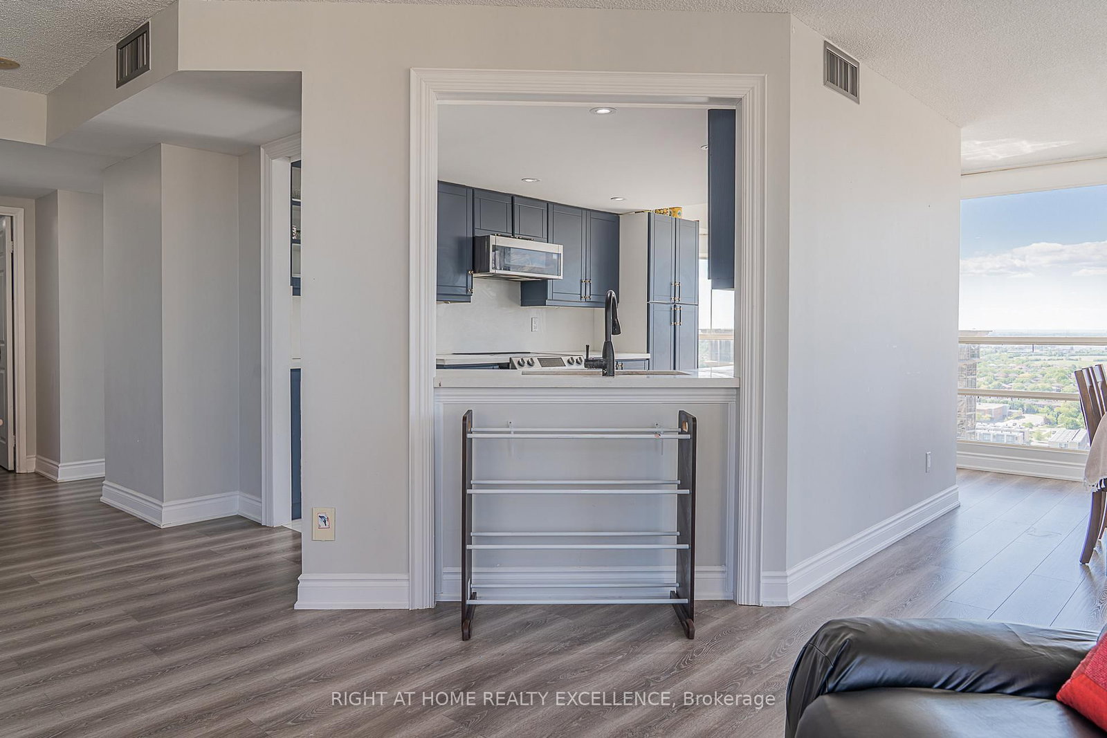 2410-45 Kingsbridge Garden Circ, Mississauga, view 12