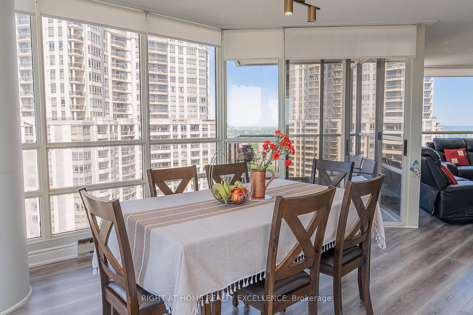 2410-45 Kingsbridge Garden Circ, Mississauga, view 16