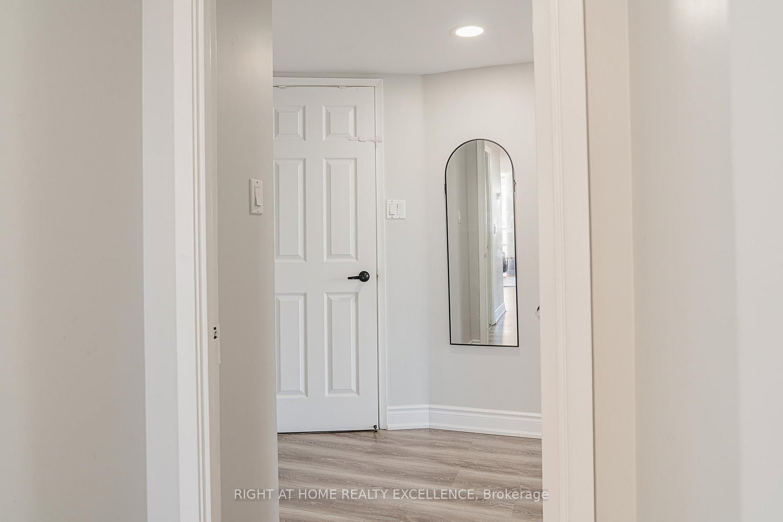 2410-45 Kingsbridge Garden Circ, Mississauga, view 26