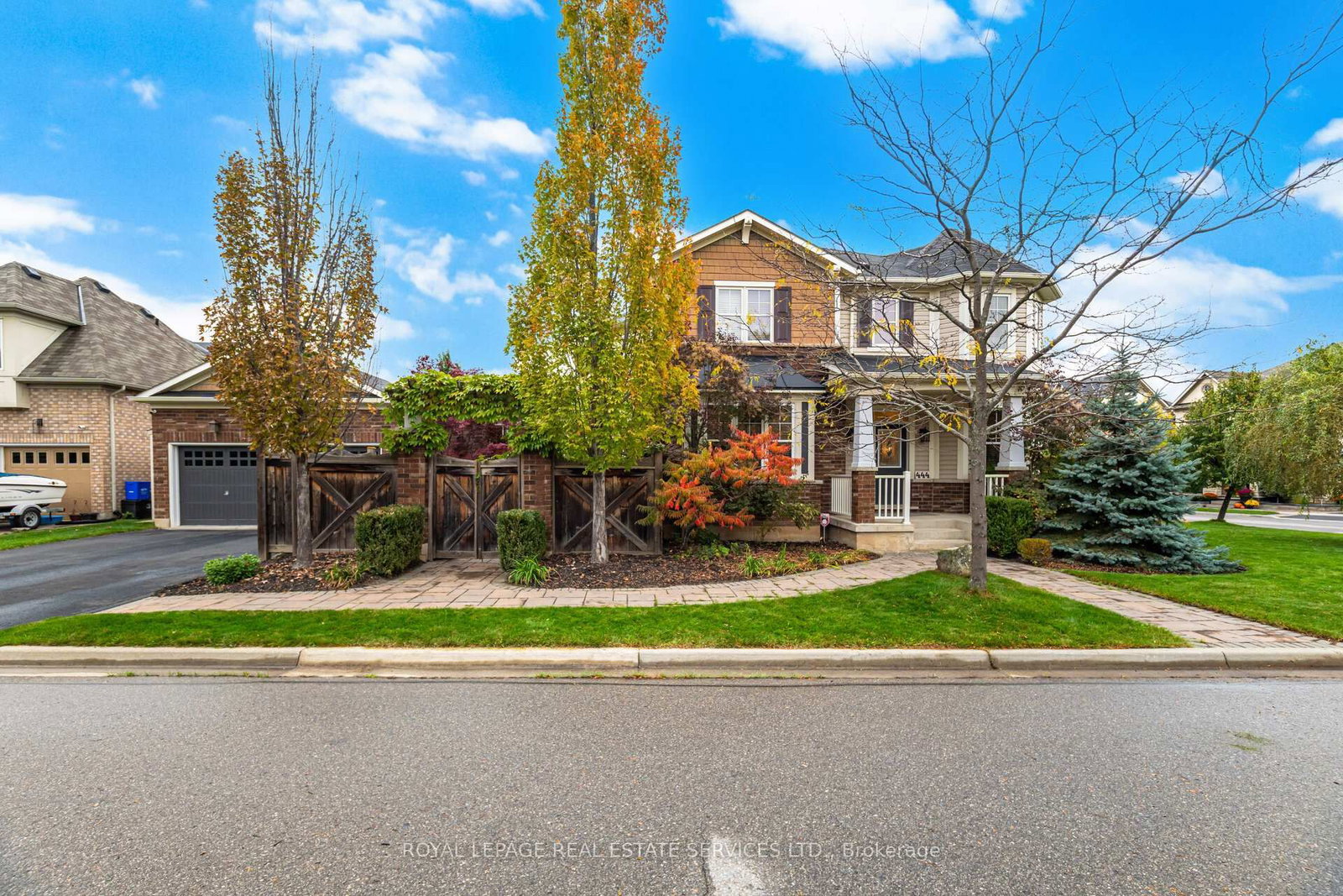 444 Coombs Court • Milton, ON photo 1