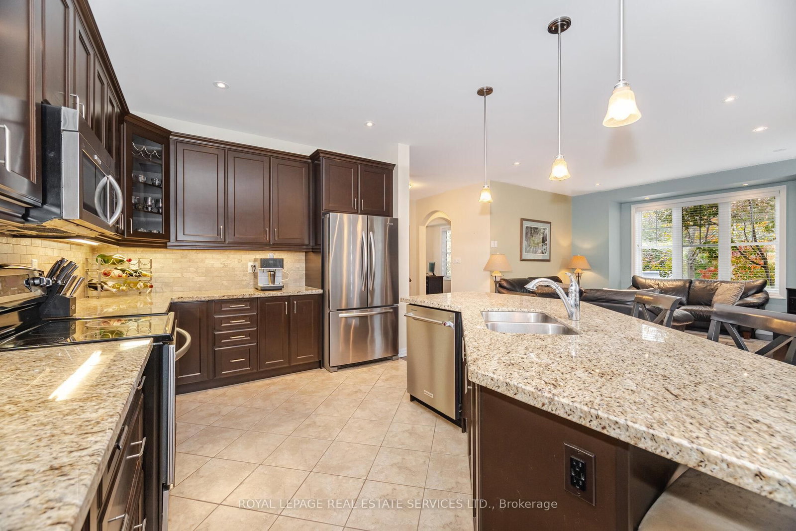 444 Coombs Court • Milton, ON photo 15