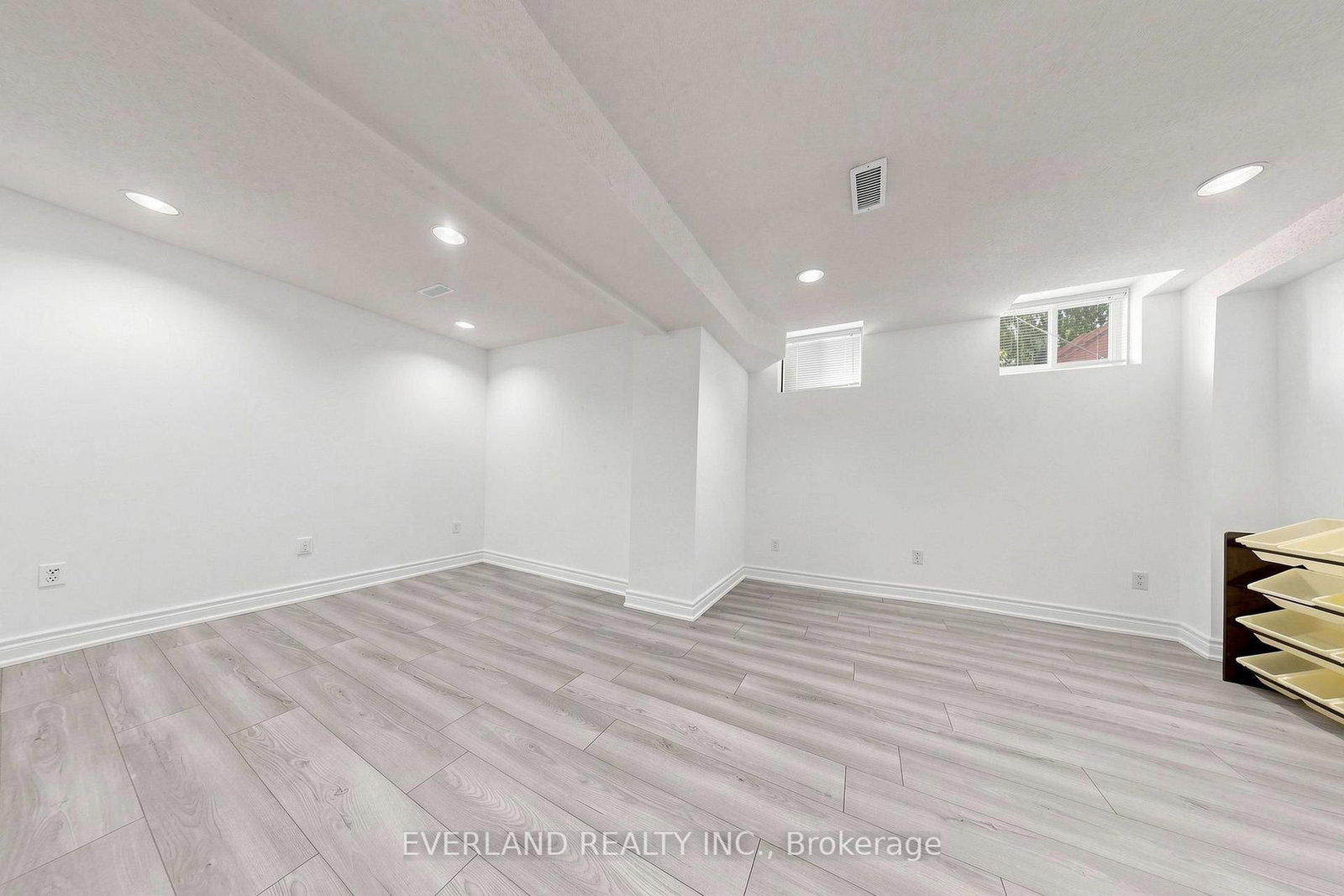 5588 Highbank Rd, Mississauga, view 18