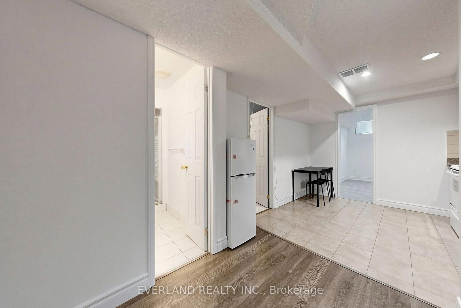 5588 Highbank Rd, Mississauga, view 20