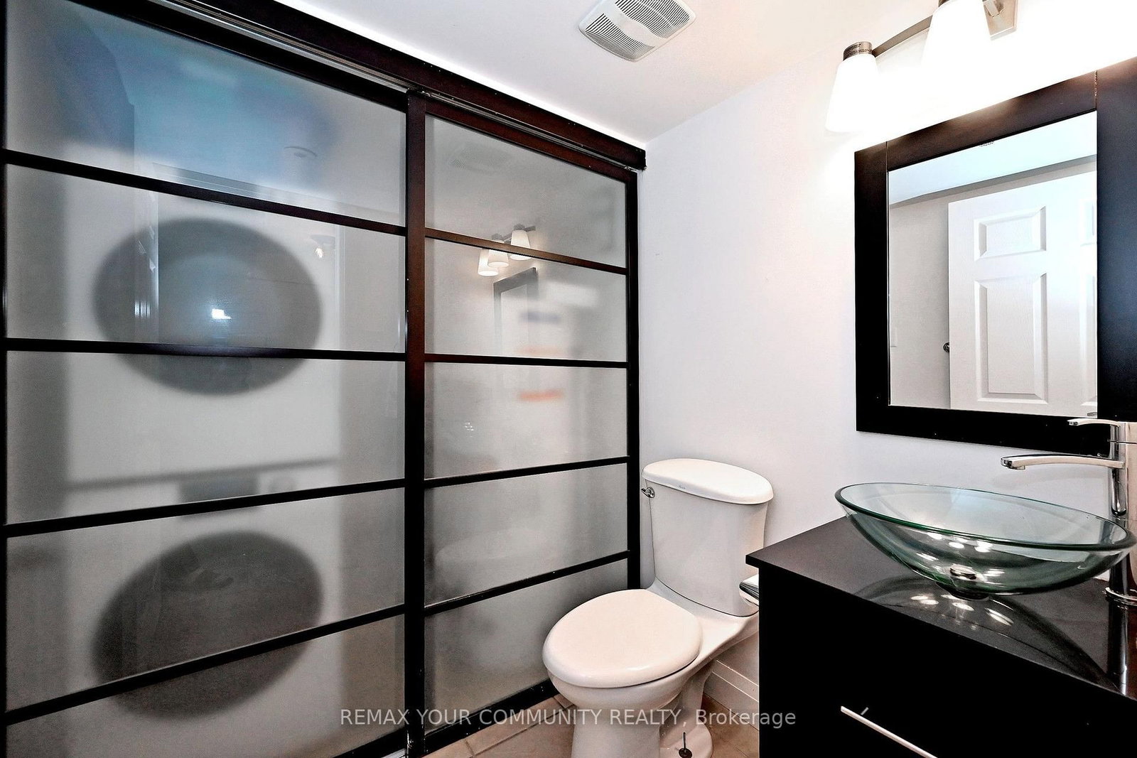 115 George Appleton Way • #1047 • Toronto, ON photo 28