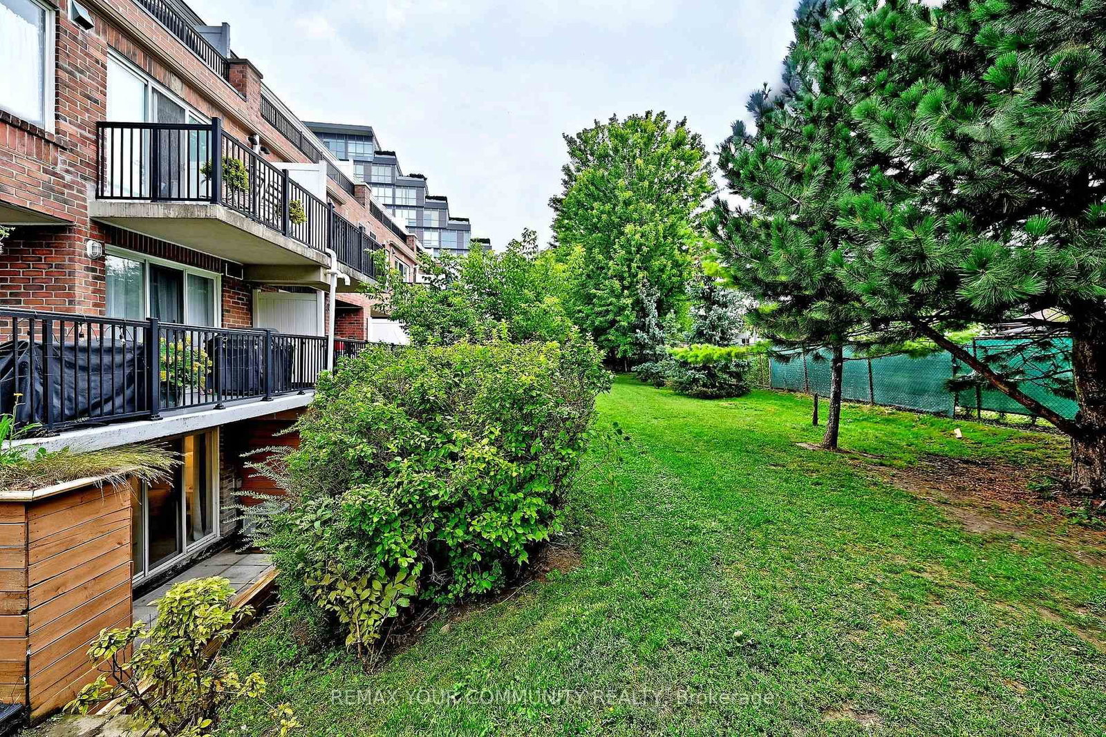 115 George Appleton Way • #1047 • Toronto, ON photo 36