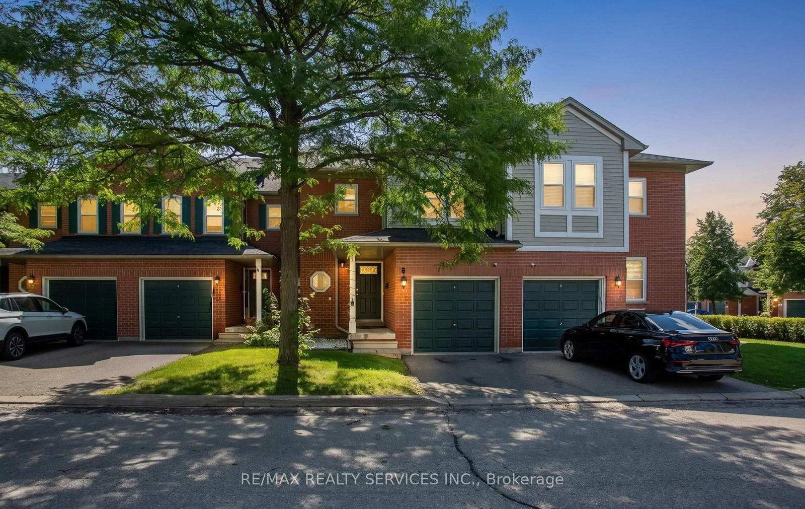 5659 Glen Erin Drive • #40 • Mississauga, ON photo 1
