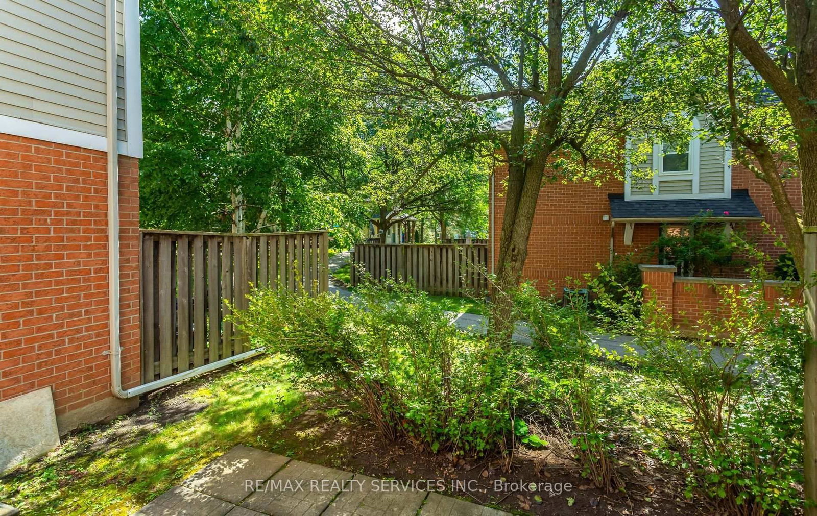 5659 Glen Erin Drive • #40 • Mississauga, ON photo 37