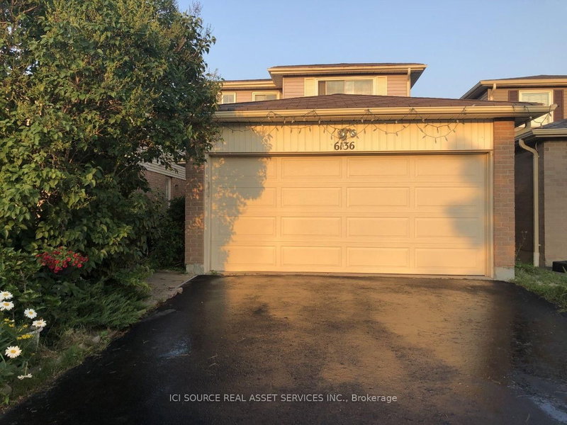 6136 Fullerton Crescent