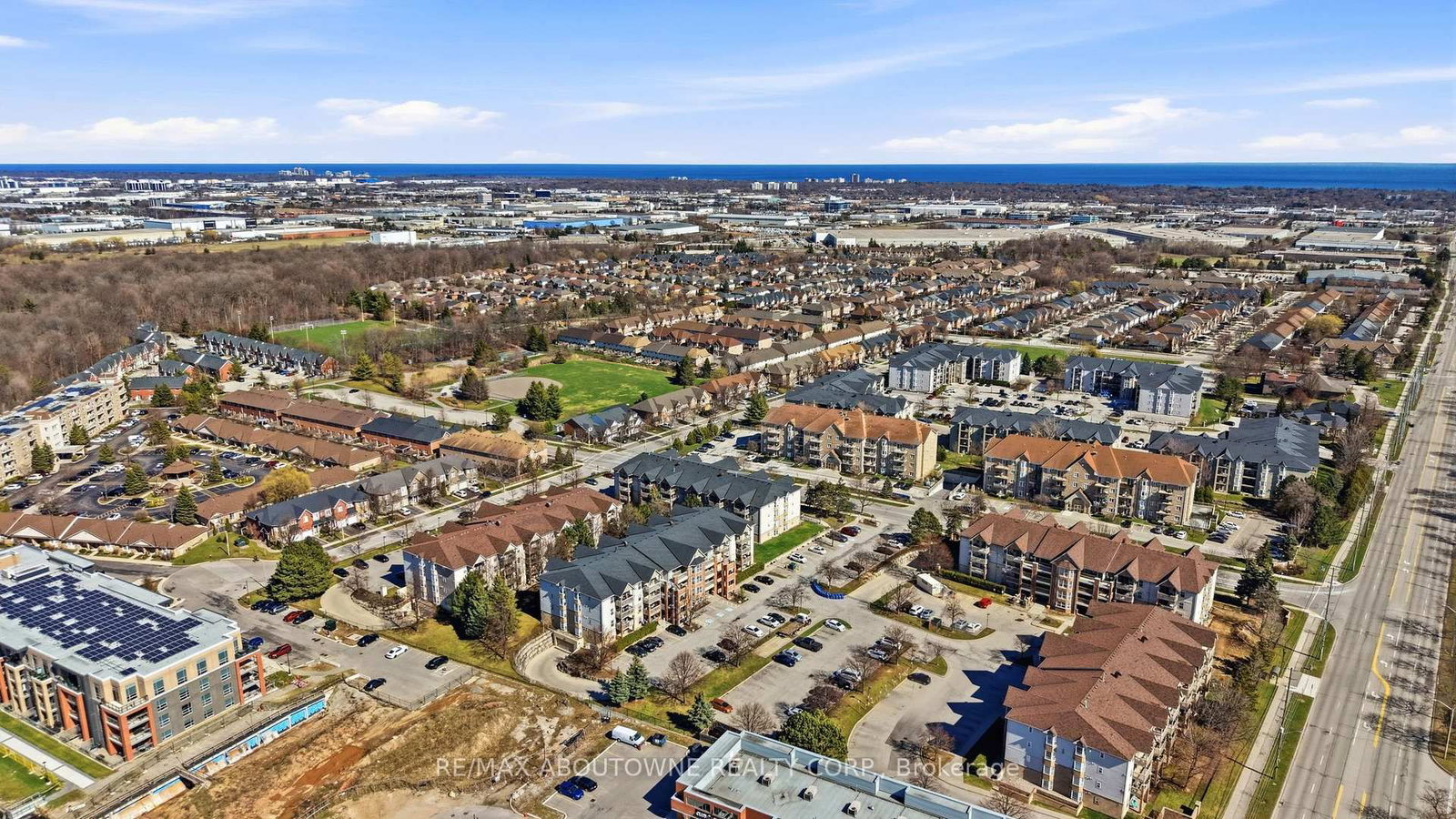 4015 Kilmer Drive • #111 • Burlington, ON photo 29