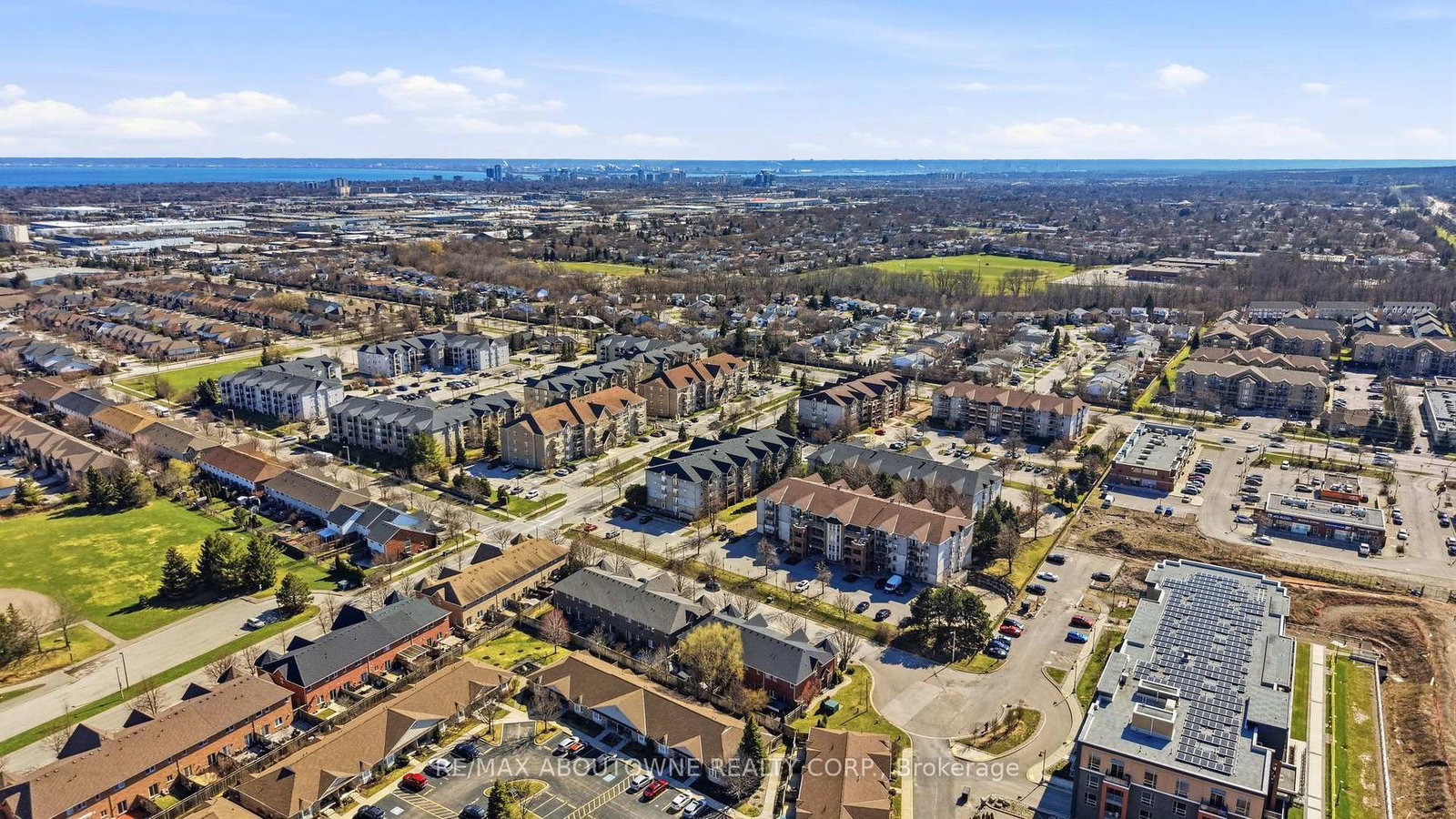 4015 Kilmer Drive • #111 • Burlington, ON photo 30