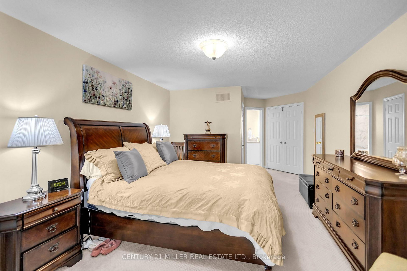 2175 Country Club Drive • #4 • Burlington, ON photo 14