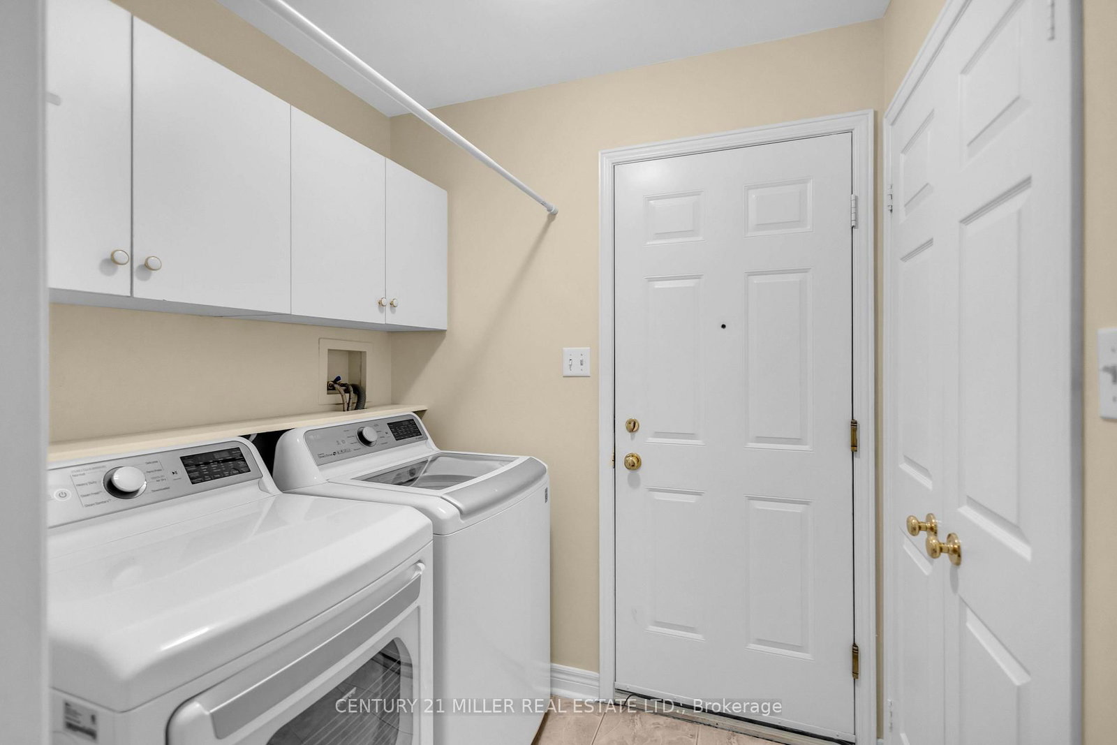 2175 Country Club Drive • #4 • Burlington, ON photo 20