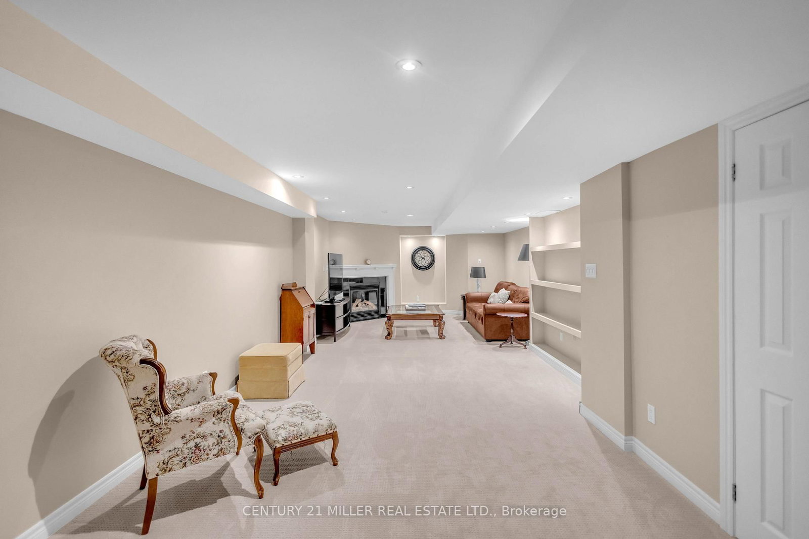 2175 Country Club Drive • #4 • Burlington, ON photo 24