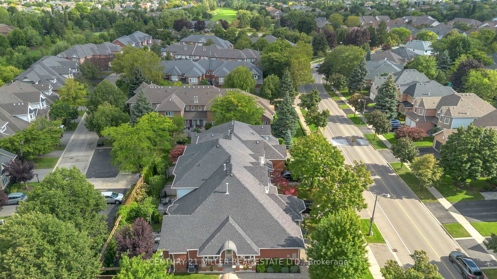 2175 Country Club Drive • #4 • Burlington, ON photo 33