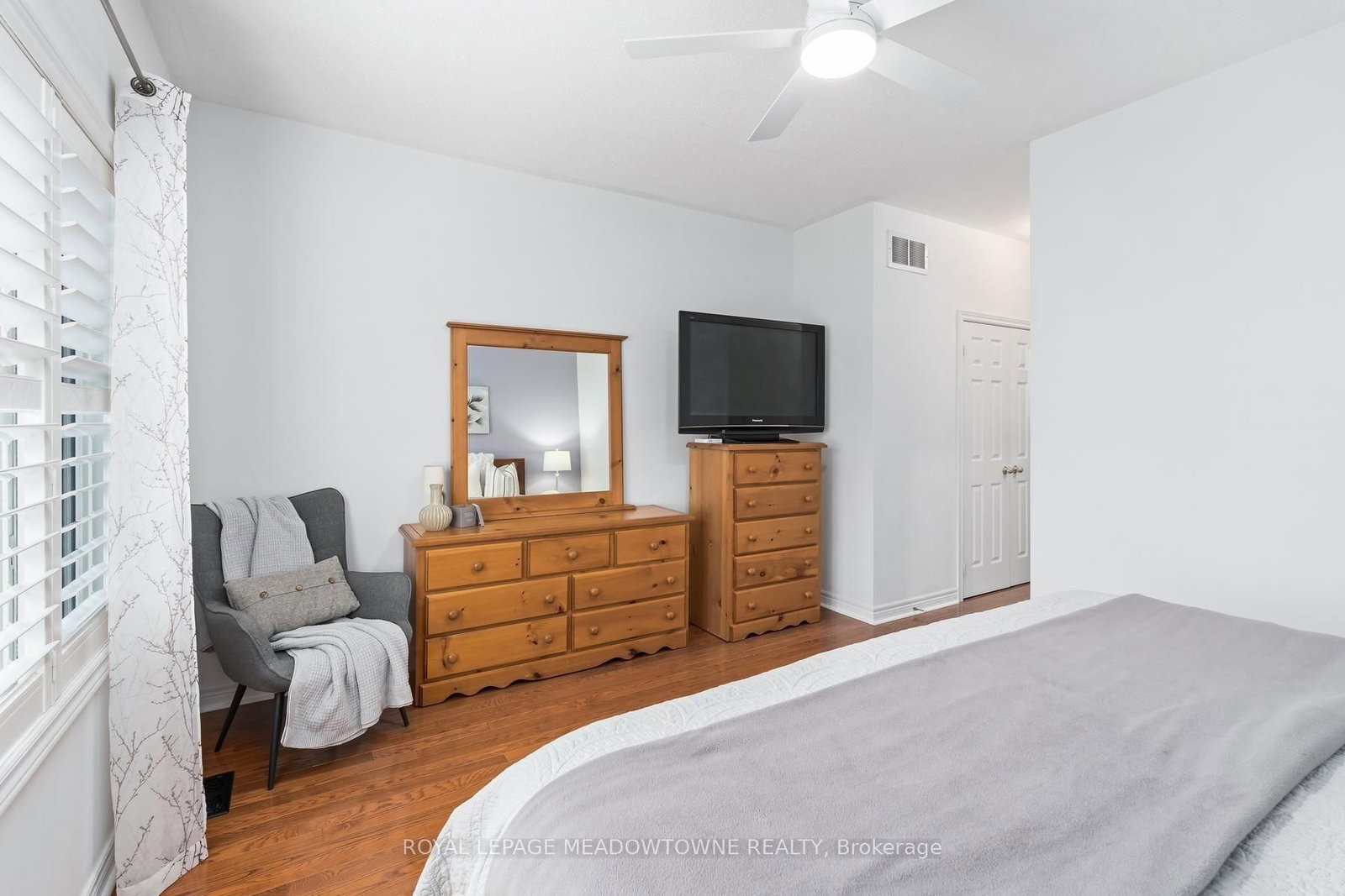 69 Chaplin Crescent • Halton Hills, ON photo 20