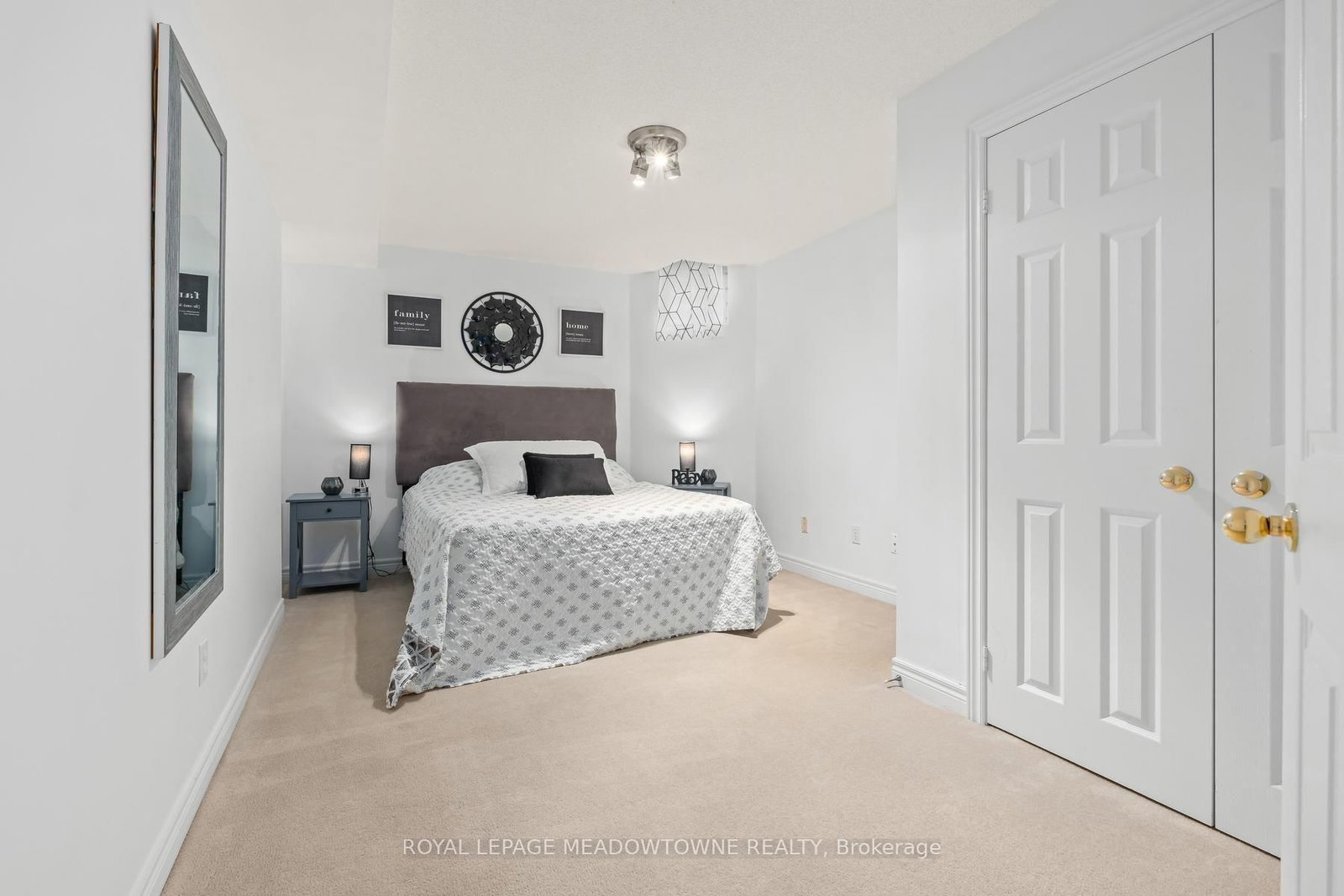 69 Chaplin Crescent • Halton Hills, ON photo 32