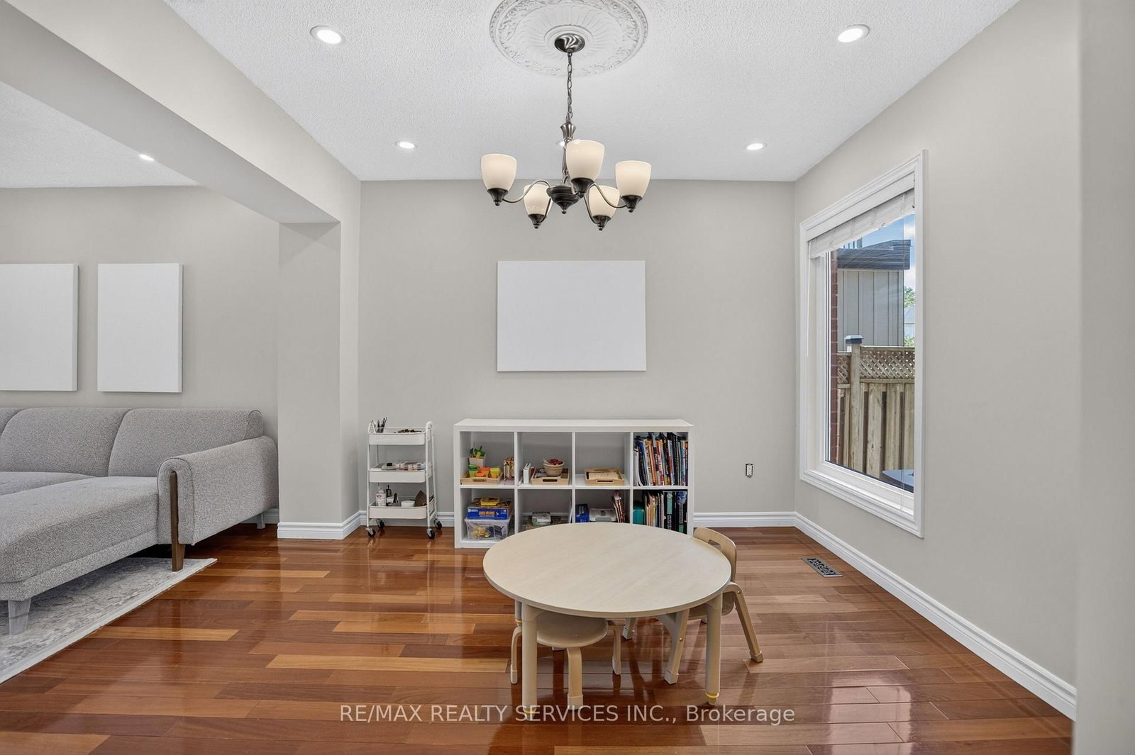 2153 Oak Bliss Crescent • Oakville, ON photo 15