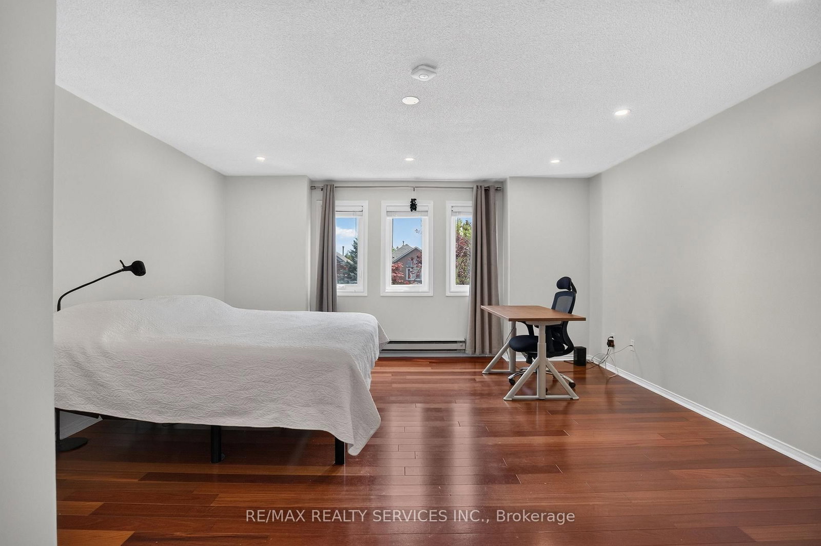 2153 Oak Bliss Crescent • Oakville, ON photo 26