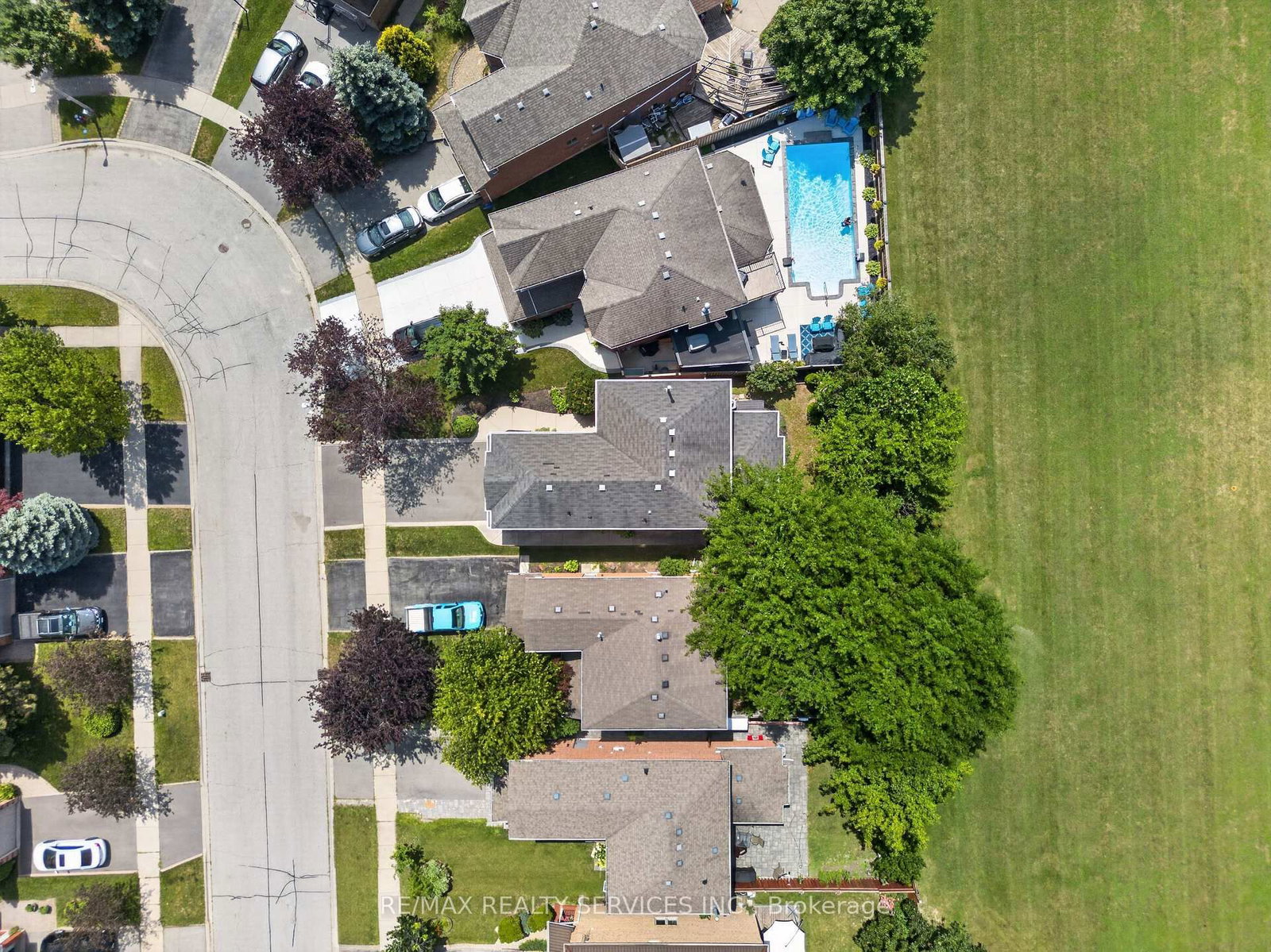 2153 Oak Bliss Crescent • Oakville, ON photo 6
