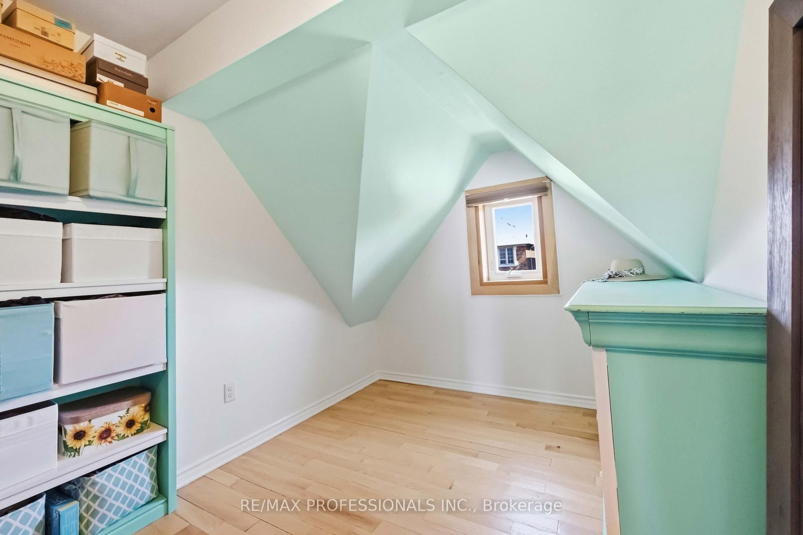 26 Abraham Welsh Road • Toronto, ON photo 25