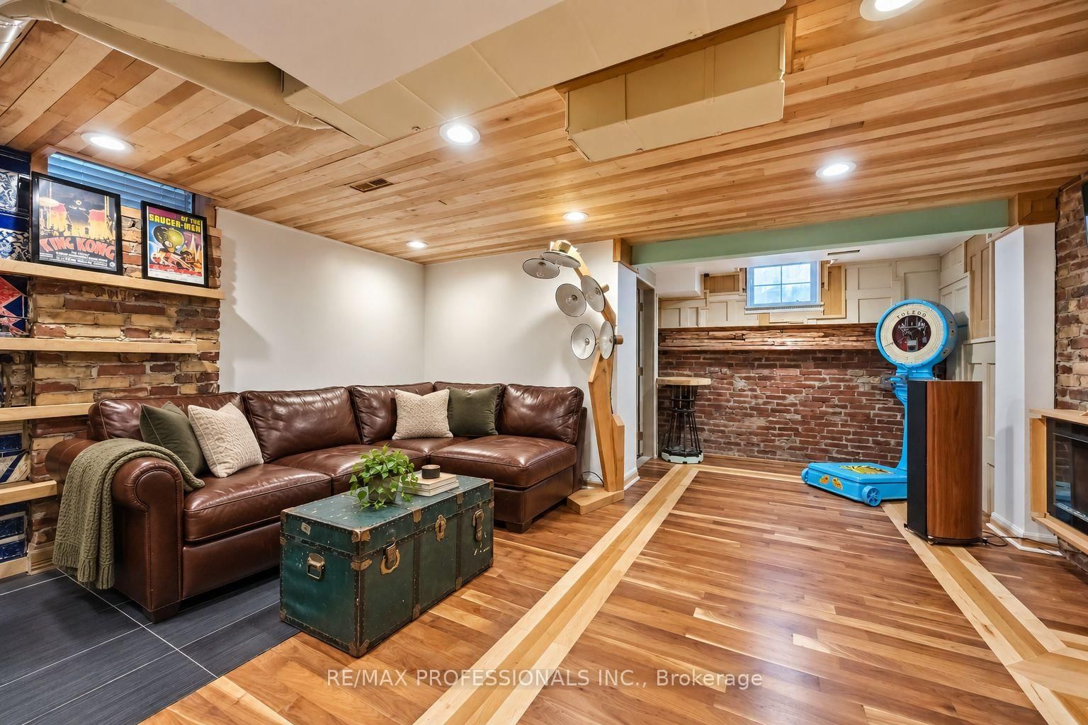 26 Abraham Welsh Road • Toronto, ON photo 26