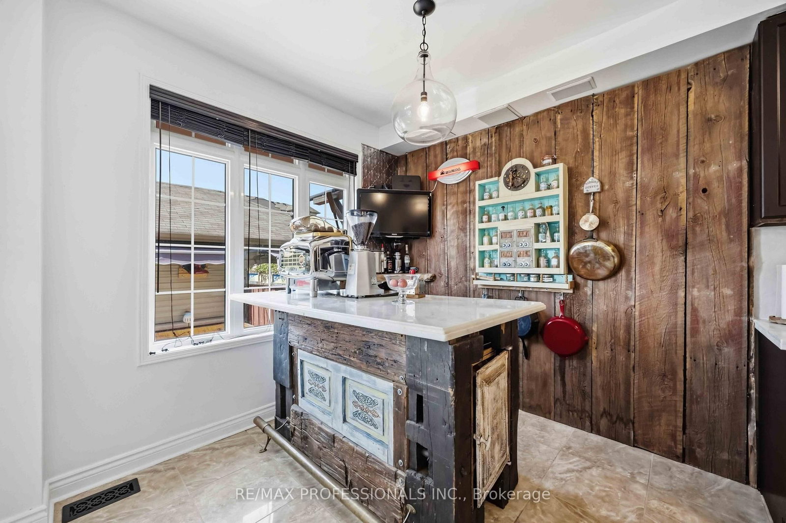 26 Abraham Welsh Road • Toronto, ON photo 9