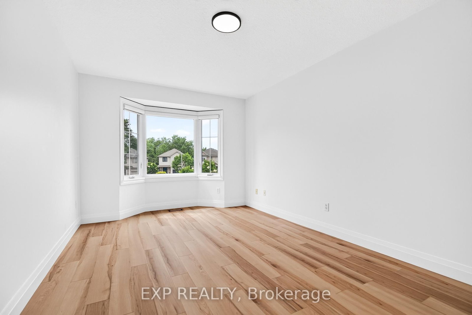 1319 Bonnie Court • Burlington, ON photo 33