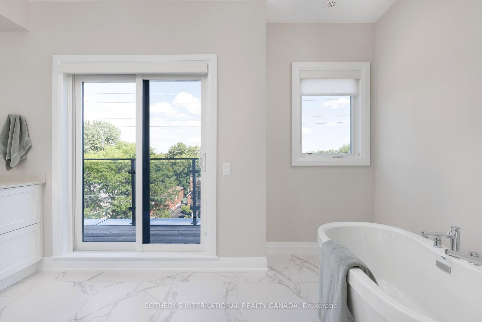1130C Islington Avenue • Toronto, ON photo 31