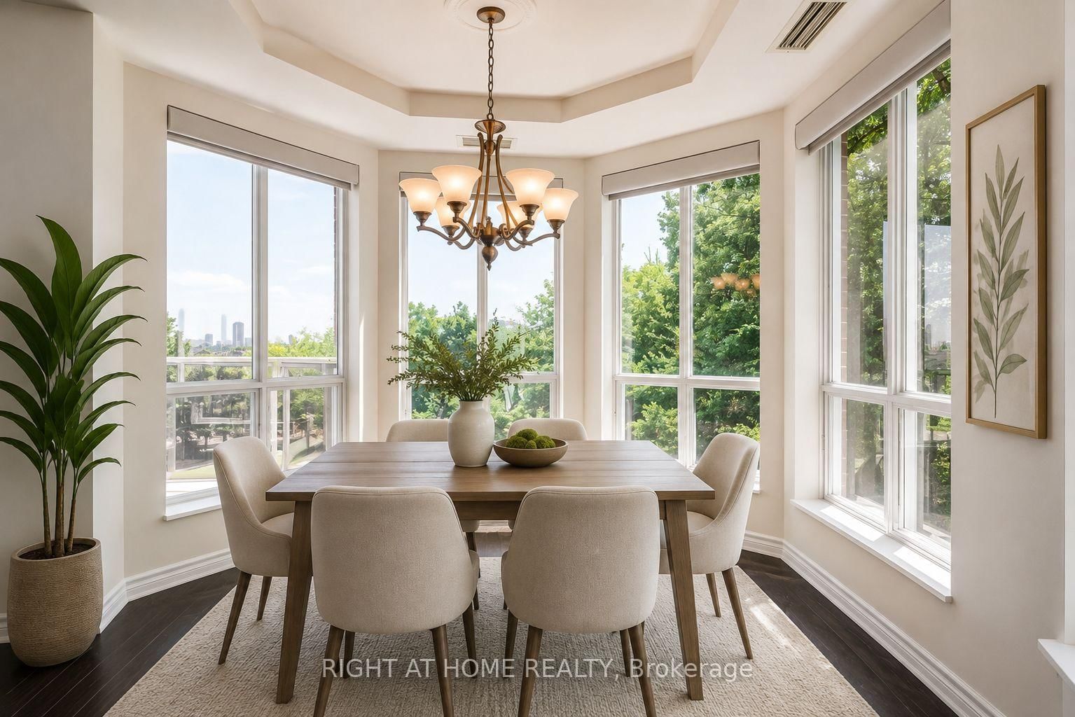 483 FAITH Avenue • Mississauga, ON photo 5
