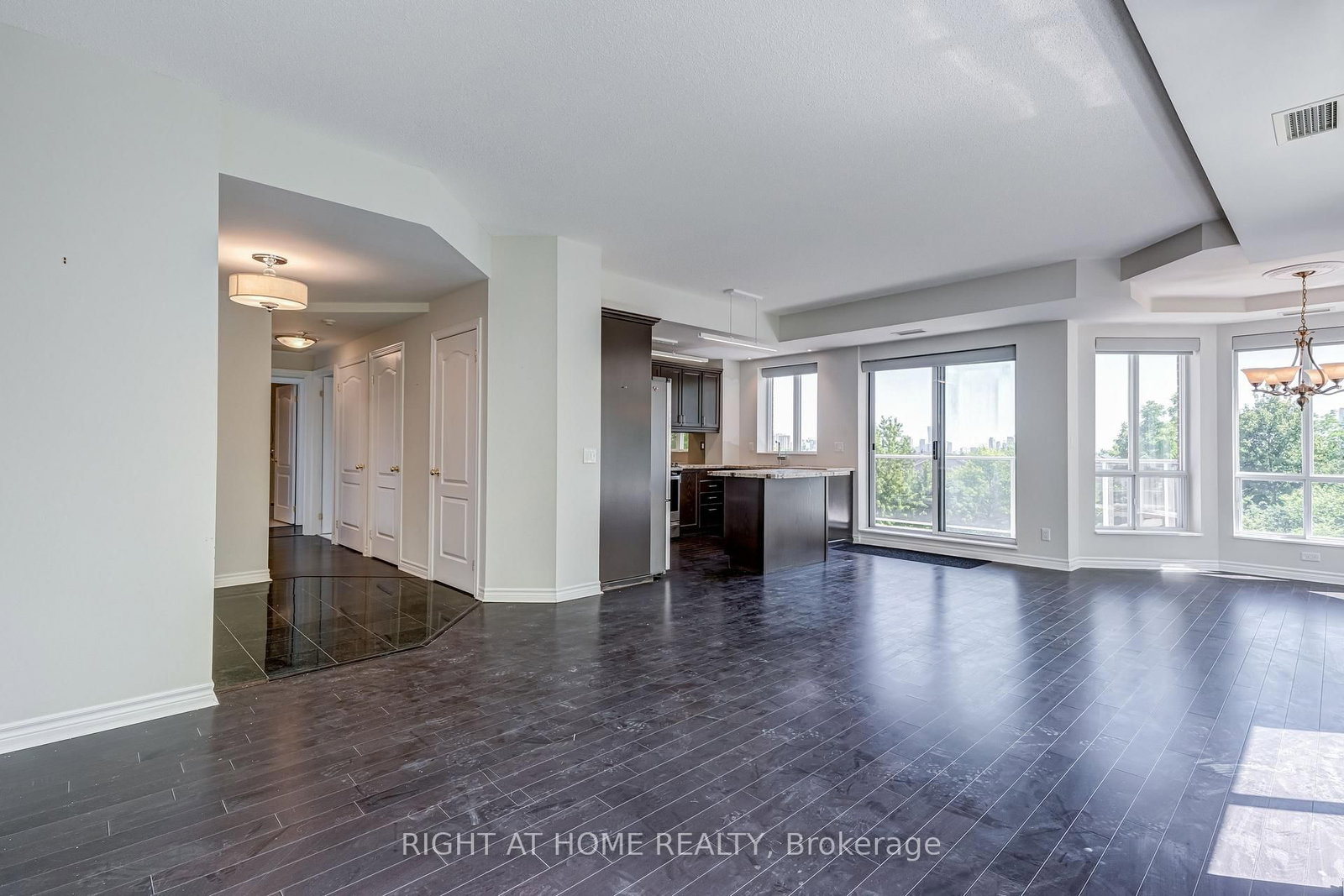 483 FAITH Avenue • Mississauga, ON photo 8